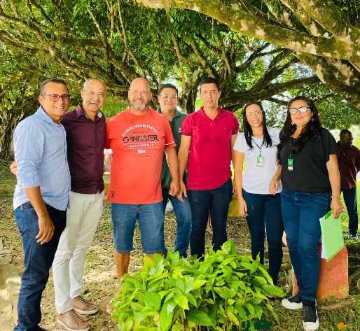 Camacã: Prefeitura chega a marca de 35 mil mudas de Cacau distribuídas para pequenos agricultores
